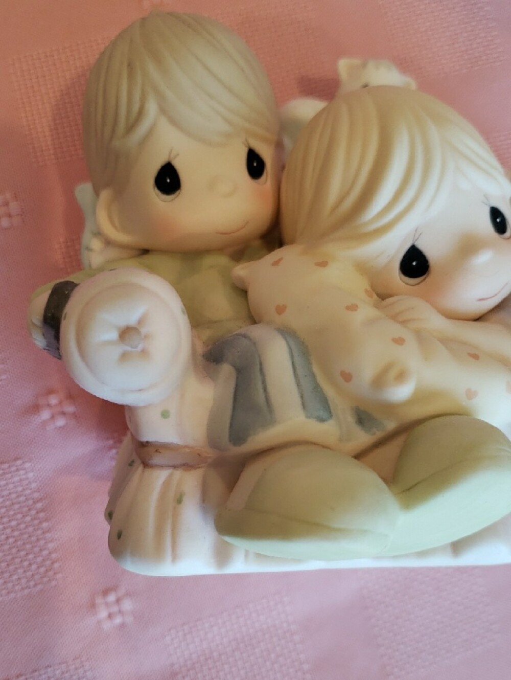 Precious Moments "Together is The Nicest Place to Be" - Picture 3 of 7